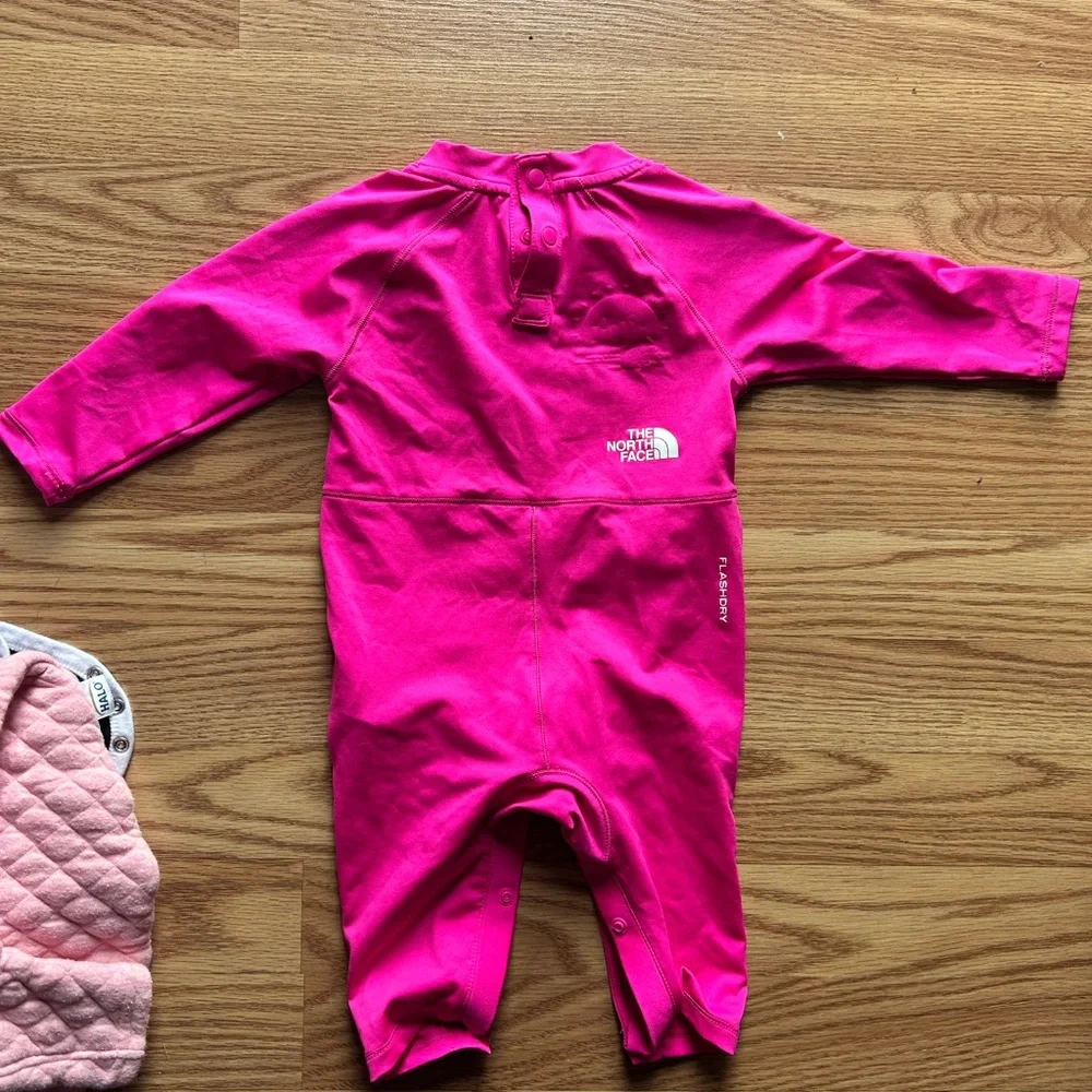 Bundle Of Baby Rash Guard Bathing Suits Size 3-6 Months Size - Picture 13 of 13